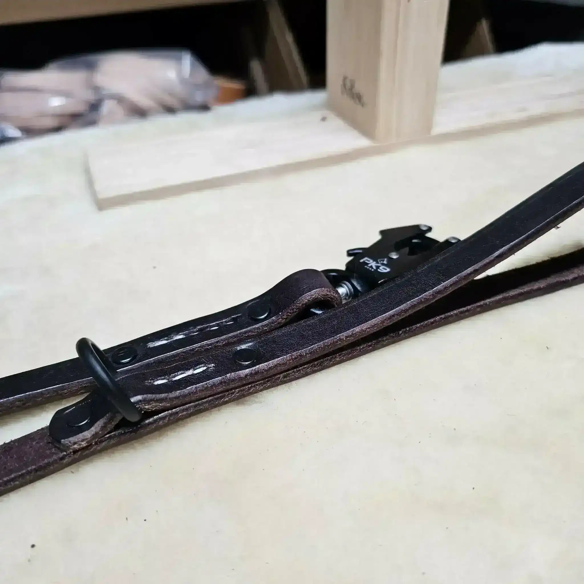 6ft - Havanna Brown Bridle Leather Lead With Tactical Clip - PK9 Gear