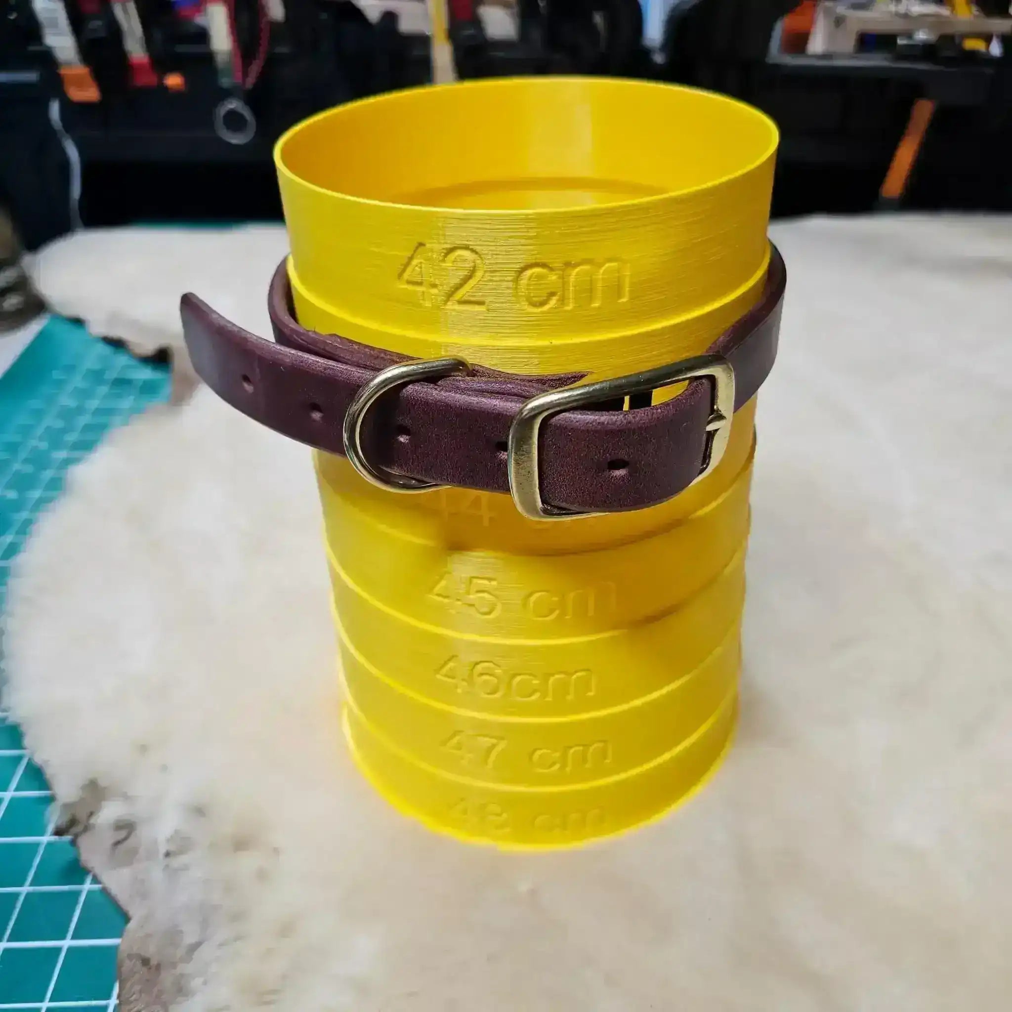 Classic Latigo Leather Collar with Solid Brass Buckle (1 - Inch Wide, 44 - 54cm Neck) - PK9 Gear